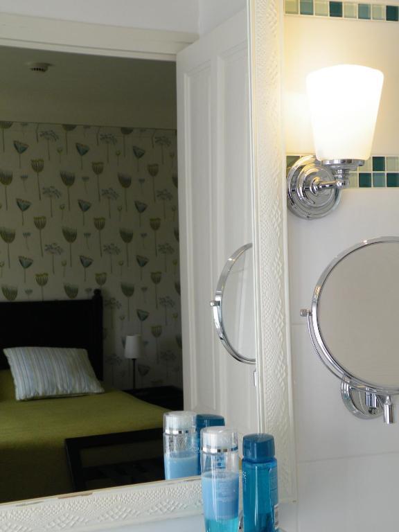 Hôtel Diderot Chinon Quarto foto