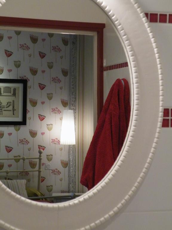 Hôtel Diderot Chinon Quarto foto